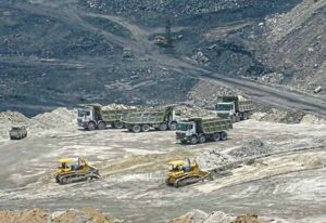 विशेष रिपोर्ट: सीबीआई की टीम दीपका खदान पहुँची — मालगांव व हरदी बाजार के अधिग्रहण में गहराते सस्पेंस।