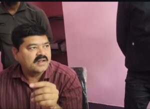 एसईसीएल गेवरा माइंस में कार्यरत पीएनसी कंपनी पर आरोप–प्रत्यारोप, स्थानीय रोजगार को लेकर बढ़ा विवाद।पार्षदों ने किया कार्यालय का घेराव।