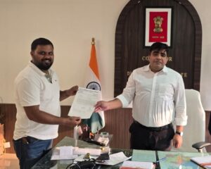 दीपका: पाली रोड स्थित शराब दुकान को हटाने की मांग, वार्ड पार्षद ने कलेक्टर को सौंपा आवेदन।