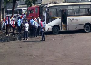 SECL गेवरा खदान मारपीट मामला: कर्मचारियों का विरोध, 50 से अधिक कर्मचारी हड़ताल पर।