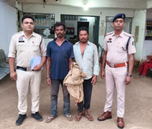 जैजैपुर में महिला को बंधक बनाकर सामूहिक दुष्कर्म का आरोप, दोनों आरोपी 4 घंटे में गिरफ्तार।